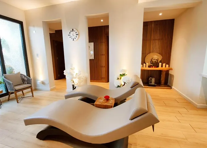 Thalassa View Apartament *